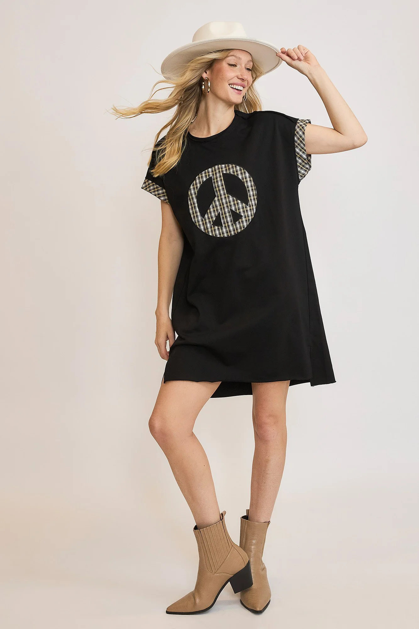 Umgee Peace Plaid Applique Short Sleeve Mini Dress - Lositime